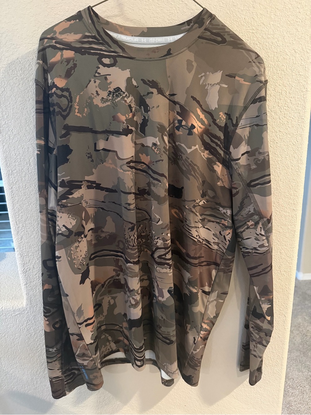 Under Armour Men’s Long-Sleeve Camo Performance Shirt - Green, Brown, Tan